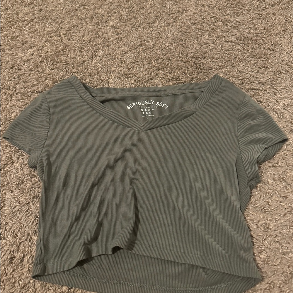 Aeropostale Gray Asymmetrical Crop T-Shirt
